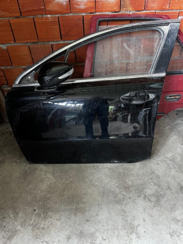 Peugeot 508 sol ön kapı