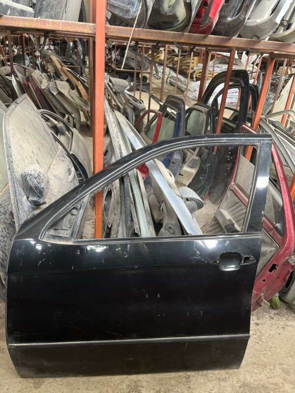 Bmw X5 sol ön kapı