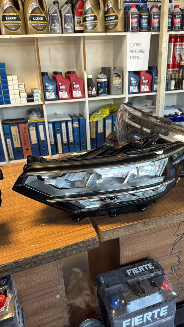 Passat b8.5 far sol Orjinal 3G1941035P