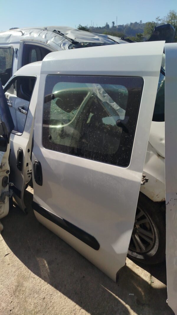 Doblo 3 -4 sol sürgü kapı
