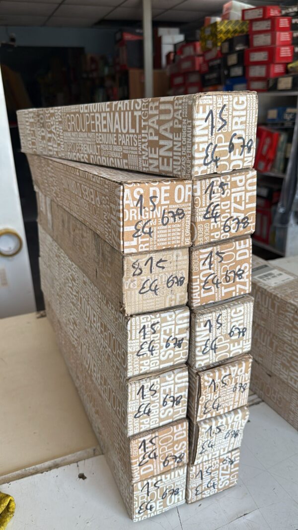 Clio kango Megane 1.5 dizel K9K eksantrik mili 8200255678