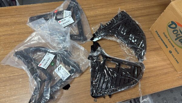 Hyundai i20 2020-2025 sağ sol sis kapak sisli sissiz