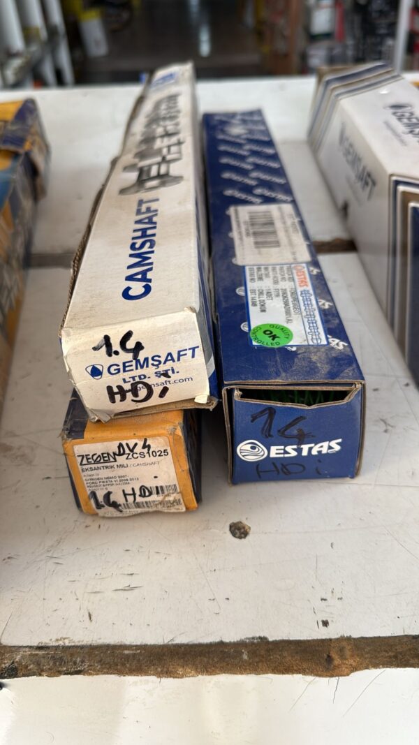 Peugeot bipper 206 307 1.4 hdi eksantrik mili 0801AL