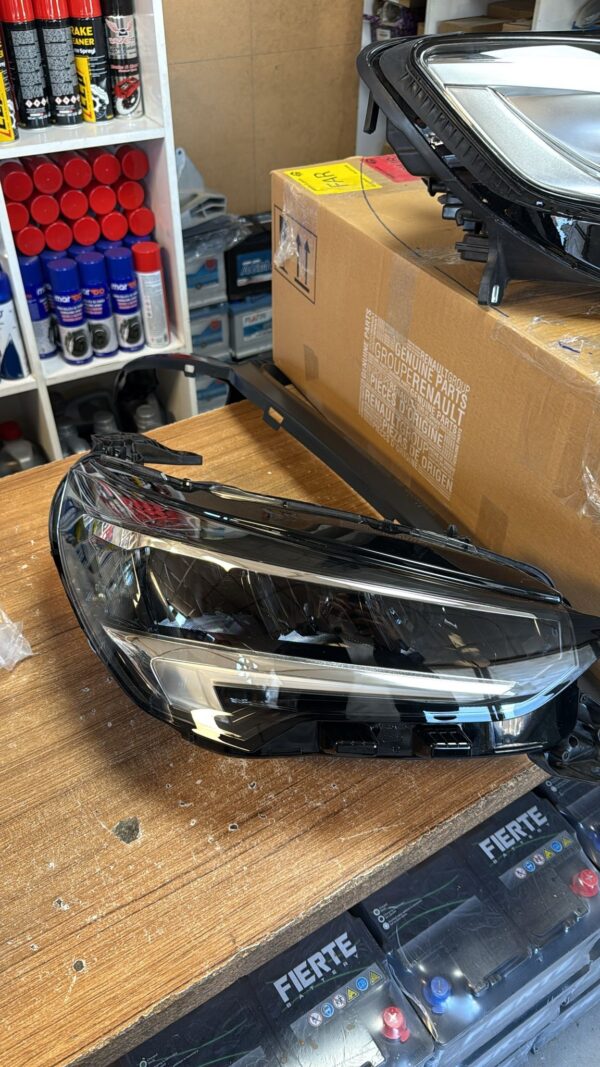 Corsa F sağ far ledli 354261827