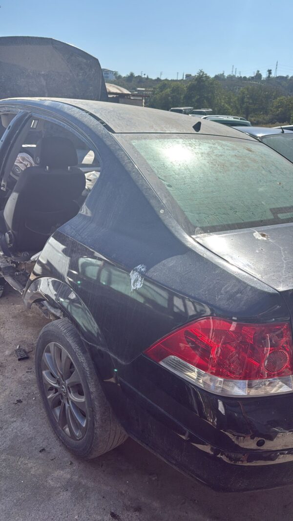 Astra h sedan arka çamurluk sol